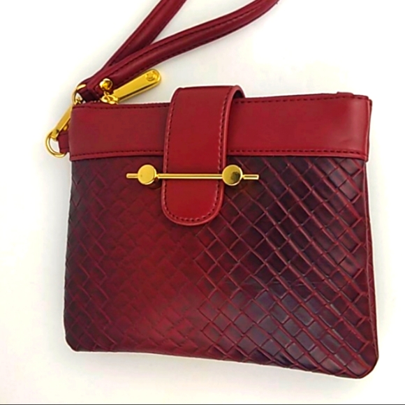 "C" All Man Made Handbags - ❤️BUNDLE ONLY♥️ Burgundy Embossed Weave Wristlet